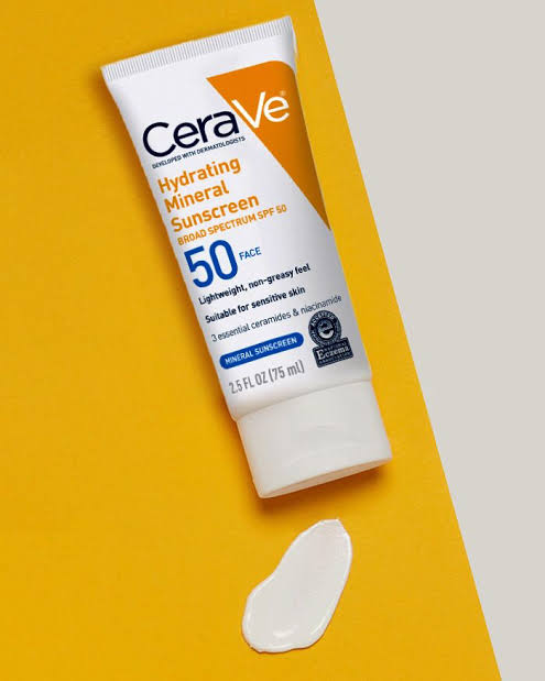 CeraVe – Hydrating Mineral Face Sunscreen Lotion SPF 50 with Zinc Oxide 75 ML